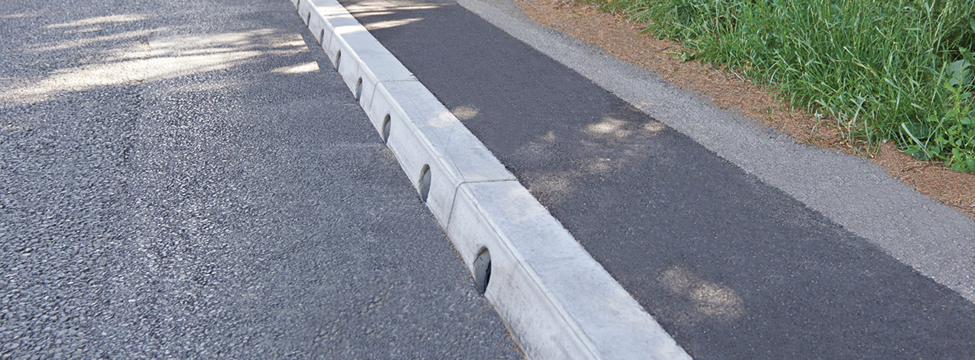 Different types of road drainage – designing drainage for different road systems Hero Image