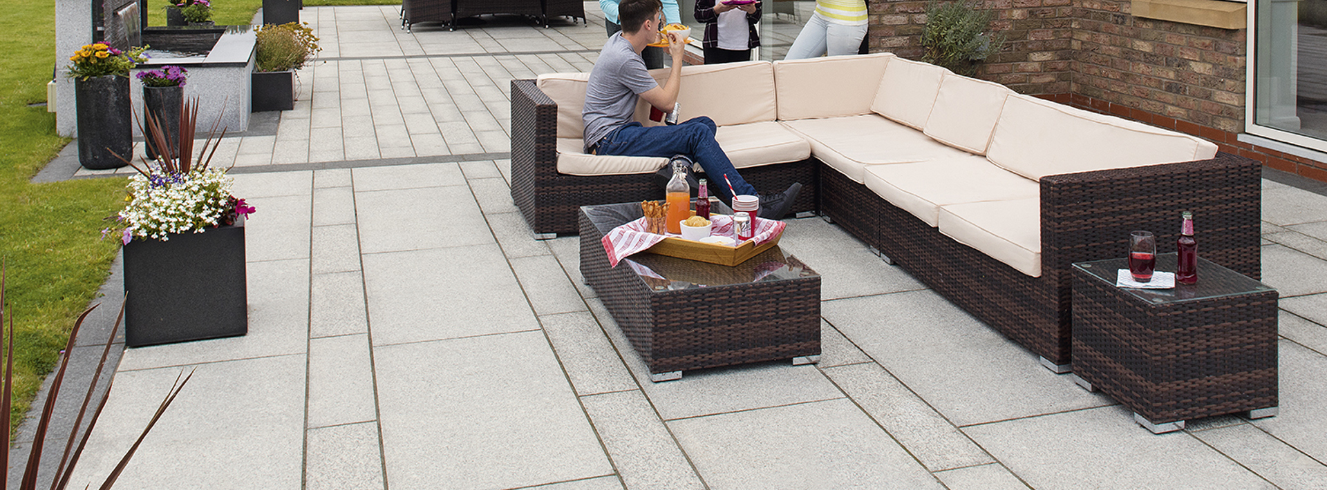 Private outdoor spaces blog Hero Image