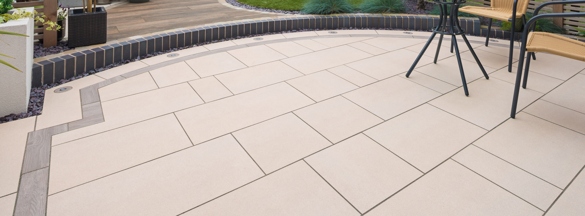 5 ways to maximise the outdoor space at a holiday cottage Hero Image