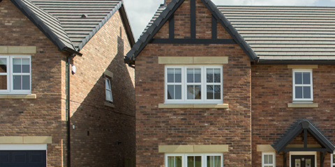 Cast stone cills and window heads